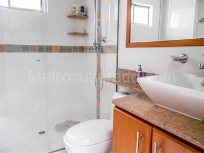 Apartamento de 3 alcobas en venta en Aves Marias, Sabaneta, 260 m² · foto 18 de 20