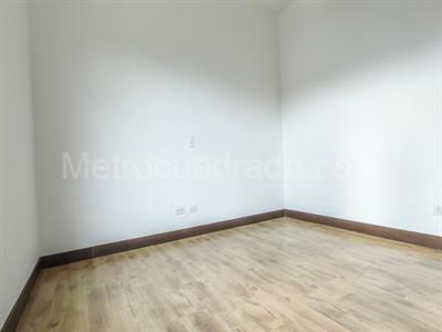 Casa de 3 alcobas en arriendo en El Escobero, Envigado, 300 m² · foto 11 de 17