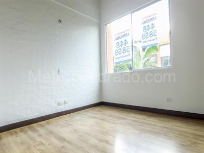 Casa de 3 alcobas en arriendo en El Escobero, Envigado, 300 m² · foto 12 de 17