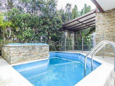 Casa de 3 alcobas en arriendo en El Escobero, Envigado, 300 m² · foto 17 de 17