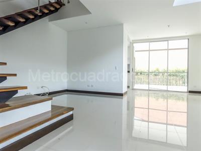 Casa de 3 alcobas en arriendo en El Escobero, Envigado, 300 m² · foto 5 de 17