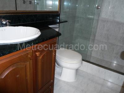 Casa de 3 alcobas en venta en El Poblado, Medellín, 279 m² · foto 17 de 19