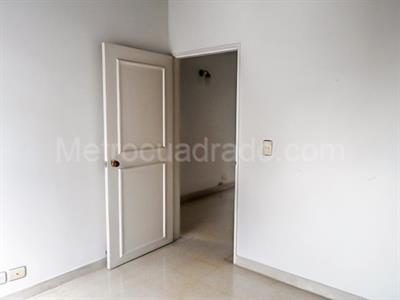 Apartamento en venta en El Poblado, Medellín · foto 11 de 19