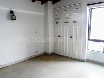 Apartamento en venta en El Poblado, Medellín · foto 12 de 19
