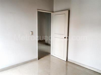 Apartamento en venta en El Poblado, Medellín · foto 13 de 19