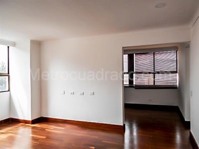 Apartamento de 4 alcobas en venta en El Diamante No. 2, Medellín, 342 m² · foto 13 de 19
