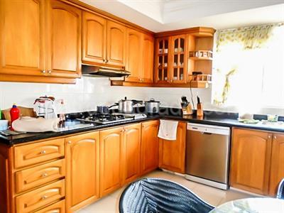 Casa de 5 alcobas en venta en El Poblado, Medellín, 450 m² · foto 3 de 20