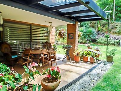 Casa de 4 alcobas en venta en El Poblado, Medellín, 380 m² · foto 16 de 20