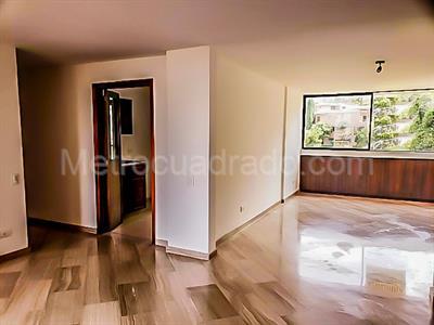 Apartamento en venta en El Poblado, Medellín · foto 2 de 20