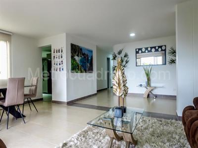 Apartamento de 3 alcobas en venta en El Tesoro, Medellín, 147 m² · foto 3 de 17