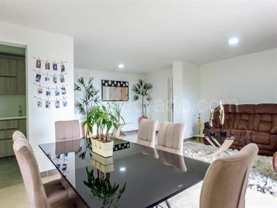 Apartamento de 3 alcobas en venta en El Tesoro, Medellín, 147 m² · foto 4 de 17