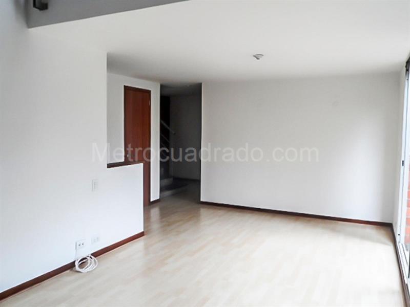 Apartamento de 3 Alcobas con Piscina y Gimnasio en El Poblado (Los Balsos 2) - 4