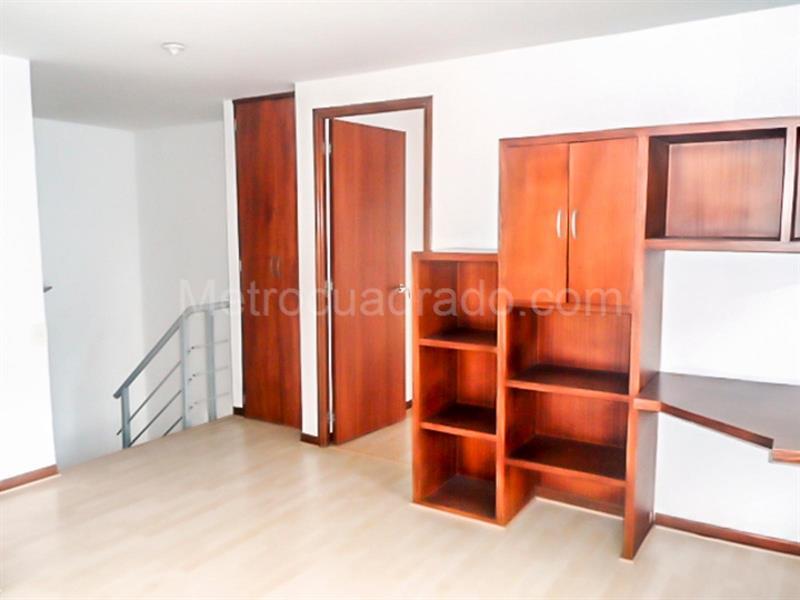 Apartamento de 3 Alcobas con Piscina y Gimnasio en El Poblado (Los Balsos 2) - 8