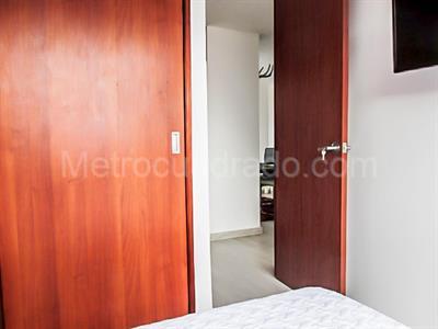 Apartamento en venta en El Poblado, Medellín · foto 9 de 19