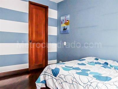 Apartamento en venta en El Poblado, Medellín · foto 10 de 15