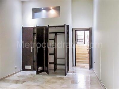 Casa de 5 alcobas en venta en El Poblado, Medellín, 430 m² · foto 14 de 20