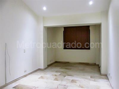 Casa de 5 alcobas en venta en El Poblado, Medellín, 430 m² · foto 9 de 20