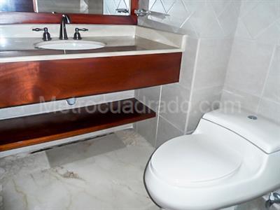 Apartamento en arriendo en El Poblado, Medellín · foto 17 de 20