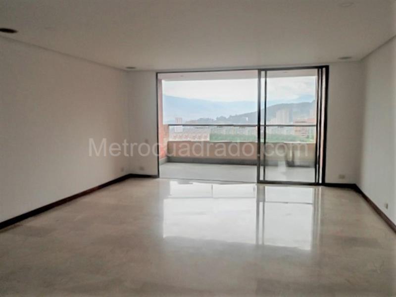 3BR Apartment in EL POBLADO (186 m²)