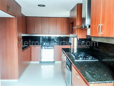 Apartamento en arriendo en El Poblado, Medellín · foto 6 de 20