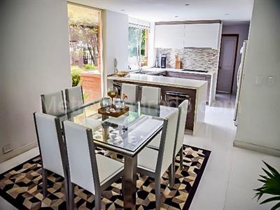 Casa de 4 alcobas en venta en Los Benedictinos, Envigado, 397 m² · foto 6 de 20