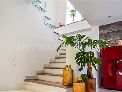 Casa de 4 alcobas en venta en Los Benedictinos, Envigado, 397 m² · foto 8 de 20