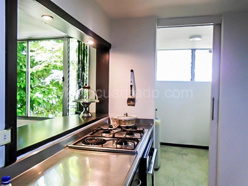 Apartamento Amplio de 3 Alcobas en El Poblado - 5