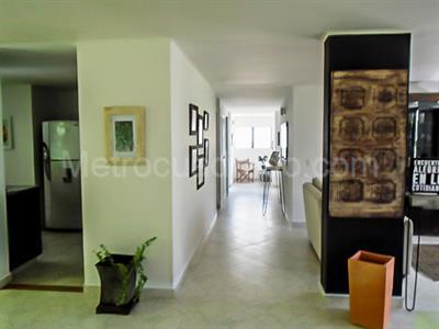 Apartamento en venta en El Poblado, Medellín · foto 6 de 15