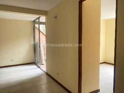 Apartamento de 3 alcobas en venta en El Poblado, Medellín, 80 m² · foto 5 de 16