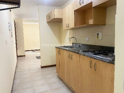 Apartamento de 3 alcobas en venta en El Poblado, Medellín, 80 m² · foto 6 de 16