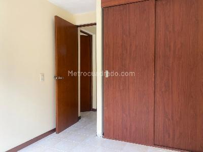 Apartamento de 3 alcobas en venta en El Poblado, Medellín, 80 m² · foto 13 de 16