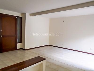 Apartamento de 3 alcobas en venta en El Poblado, Medellín, 80 m² · foto 4 de 16