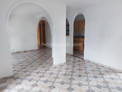 Apartamento en venta en El Poblado, Medellín · foto 3 de 17