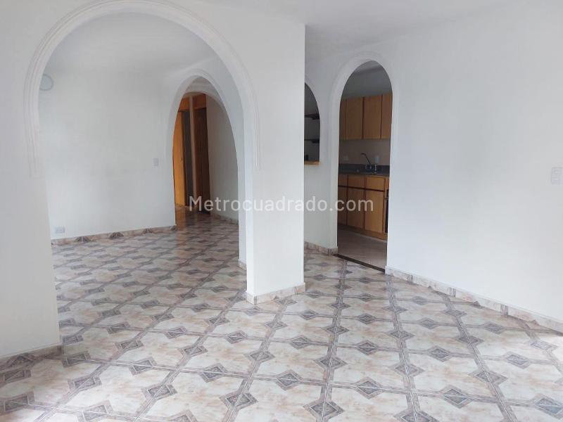 Spacious 3BR Apartment for Rent in Patio Bonito - 3