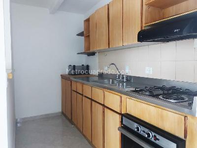 Apartamento en venta en El Poblado, Medellín · foto 8 de 17