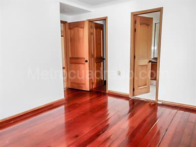 Casa de 4 alcobas en venta en El Poblado, Medellín, 354 m² · foto 12 de 20