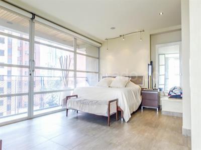 Apartamento de 2 alcobas en venta en El Poblado, Medellín, 185 m² · foto 9 de 20