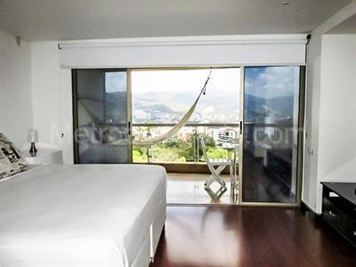 Apartamento de 4 alcobas en venta en El Poblado, Medellín, 390 m² · foto 11 de 20