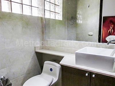 Apartamento de 4 alcobas en venta en El Poblado, Medellín, 390 m² · foto 17 de 20