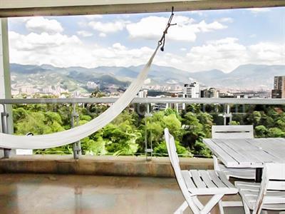 Apartamento de 4 alcobas en venta en El Poblado, Medellín, 390 m² · foto 18 de 20