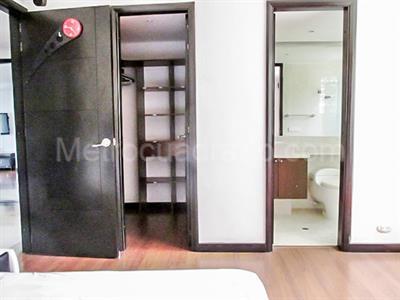 Apartamento de 4 alcobas en venta en El Poblado, Medellín, 390 m² · foto 7 de 20