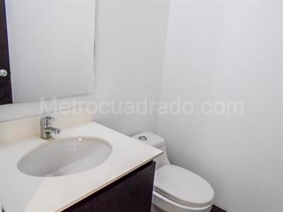 Apartamento de 2 alcobas en arriendo en Las Lomas, Medellín, 105 m² · foto 12 de 12