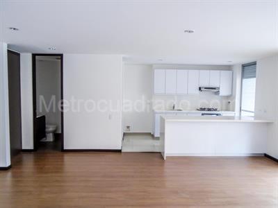 Apartamento de 2 alcobas en arriendo en Las Lomas, Medellín, 105 m² · foto 5 de 12