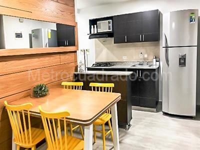 Apartamento en venta en El Poblado, Medellín · foto 2 de 15