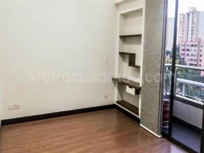 Apartamento de 4 alcobas en venta en El Poblado, Medellín, 220 m² · foto 13 de 20