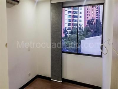 Apartamento de 4 alcobas en venta en El Poblado, Medellín, 220 m² · foto 14 de 20