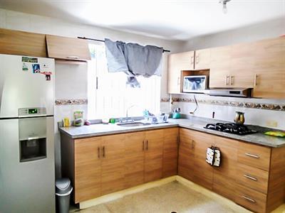 Casa de 5 alcobas en venta en El Poblado, Medellín, 415 m² · foto 4 de 20