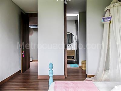 Casa de 3 alcobas en venta en Alto De Palmas, Envigado, 480 m² · foto 9 de 20