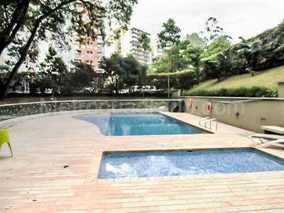Apartamento en venta en El Poblado, Medellín · foto 17 de 19