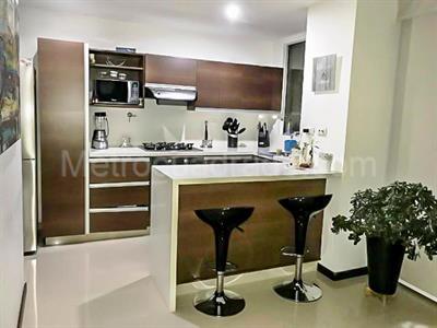 Apartamento en venta en El Poblado, Medellín · foto 6 de 19